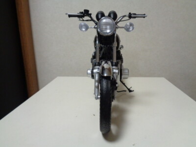 1/6 Autoart Kawasaki 900 Super Four Z1 Limited Black Version 1/6 Autoart Kawasaki 900 Super Four Z1 Limited Black Version