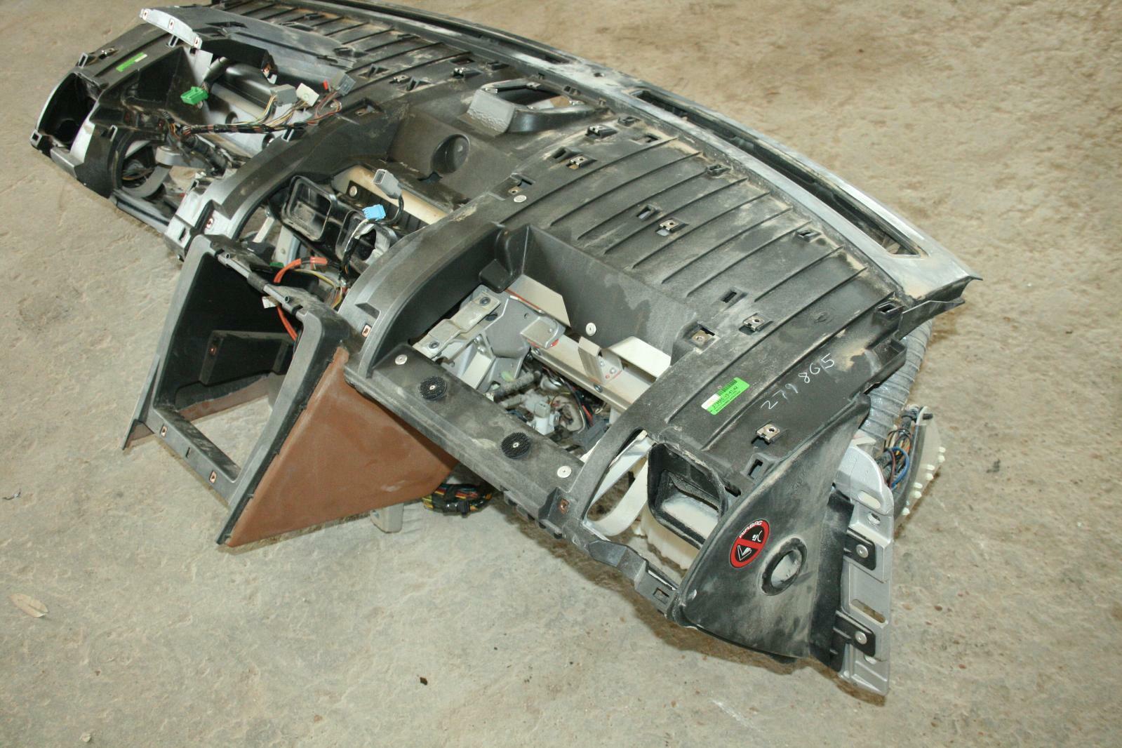 09 Aston Martin Vantage V8 Bare Dash Panel 279865-V8-41-42