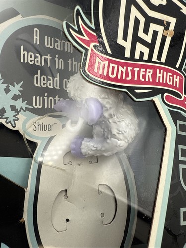2011 Monster High ABBEY BOMINABLE & SHIVER 1st Wave Doll V7988 NIB - Picture 4 of 7