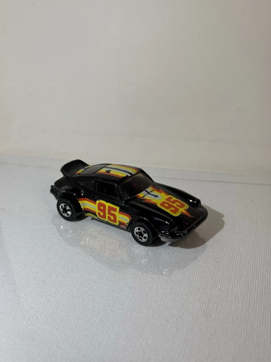 Hot Wheels Porsche 1974 Year of Manufacture Vintage Manufacture