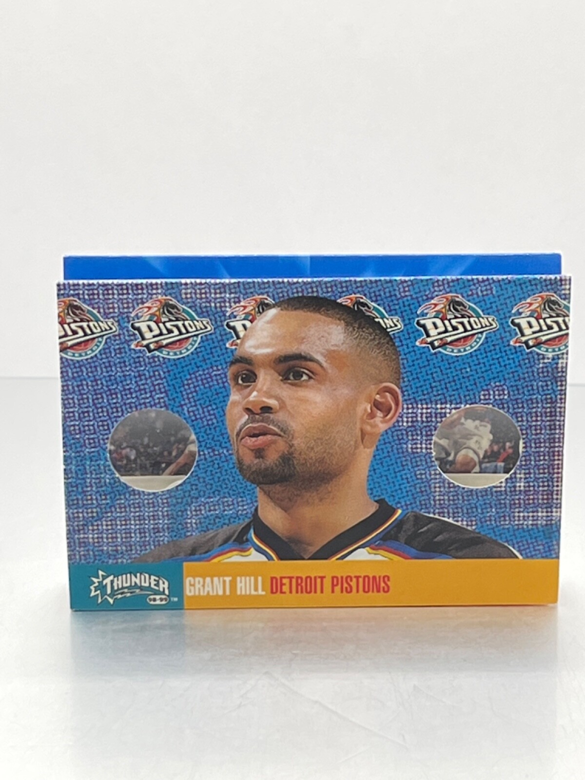 Grant Hill 1998 Skybox Flight School Thunder View Finder Card # 6