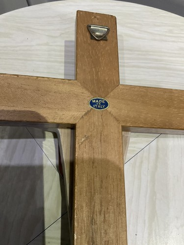Vintage Cross Jesus Christ Figure Resin Teak Cross Made In Italy 20 X 30 Cm - Foto 5 di 5