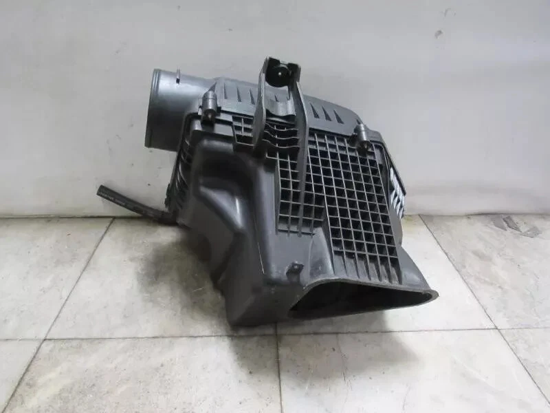 2011-2020 Dodge Charger Air Cleaner Filter Box 5.7L w/o police package OEM - Изображение 4 из 4