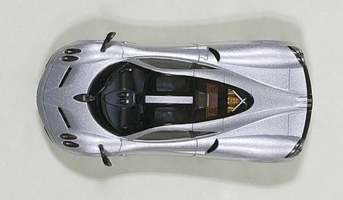 AUTOart 1/43: 58206 Pagani Huayra (2011), plata metálica - Imagen 3 de 3