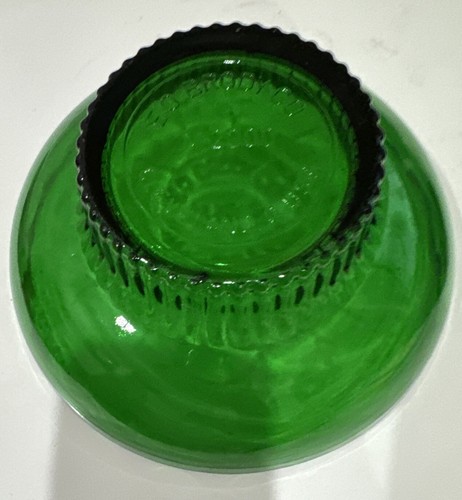 E.O. Brody Co. Cleveland Ohio Green Glass Scalloped Candy Dish M2000 Vintage - Picture 5 of 9