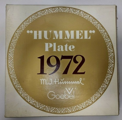 VINTAGE 1972 GOEBEL MJ HUMMEL ANNUAL COLLECTOR PLATE BAS RELIEF w/ ORIG BOX - Picture 3 of 5