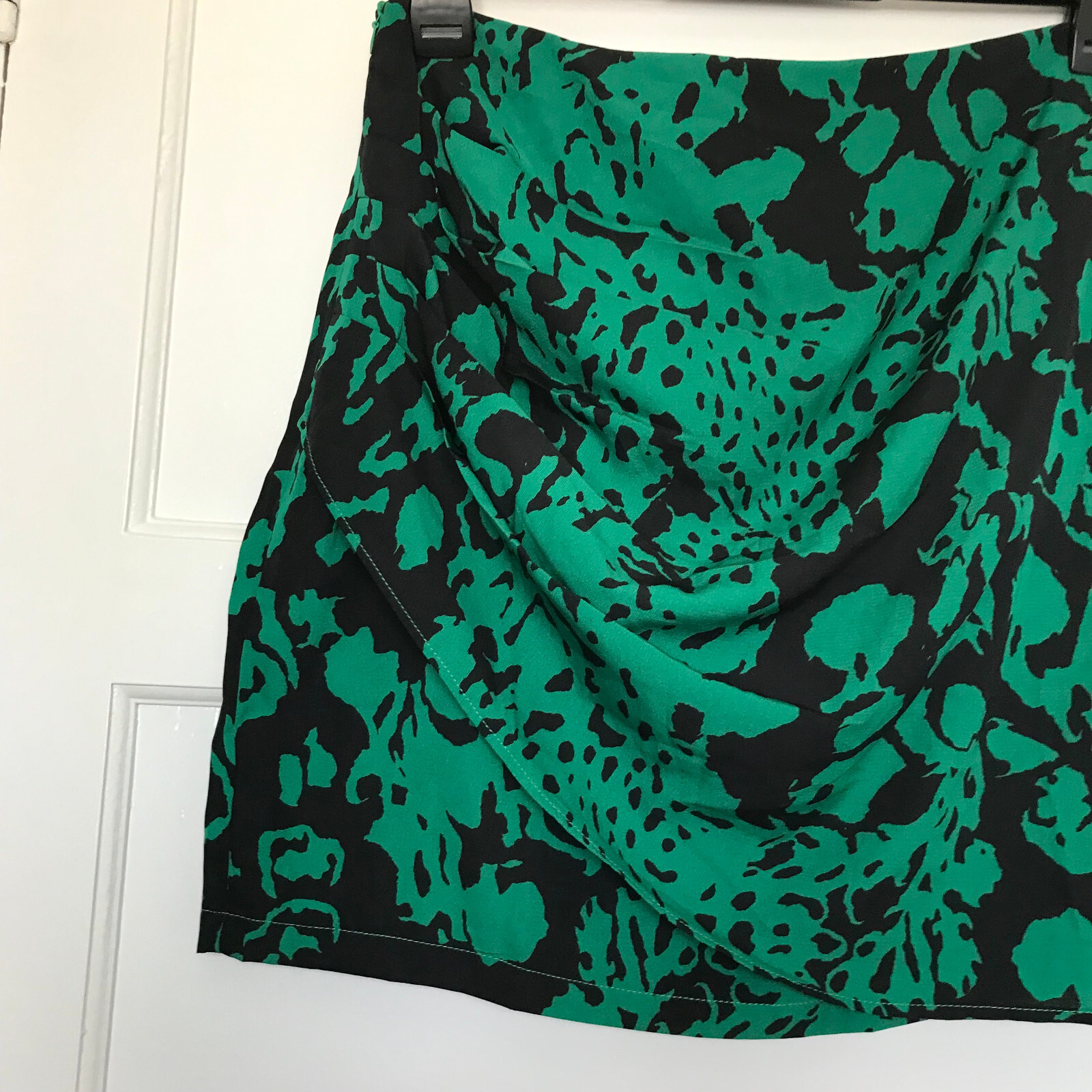 Picture 3 of 10