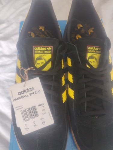 Watford FC Graham Taylor Adidas Handball Spezial Trainers size 10 Black & Yellow - Picture 12 of 14