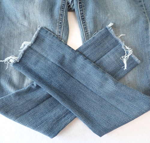 Ten25 Women's Premium Denim Jeans Size 1/2 Distressed Cuffs Medium Wash - Picture 5 of 9