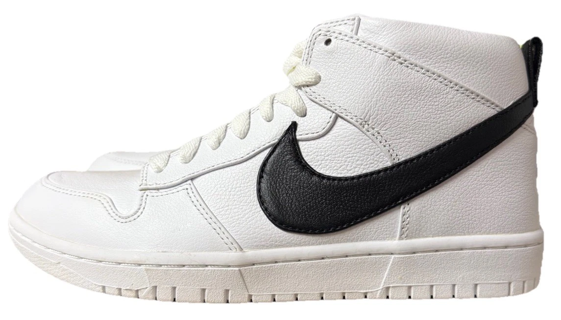 Riccardo Tisci x NikeLab Dunk Lux Chukka White Black for  display picture 1