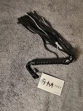 Mahogany Flogger Black 30" Ribbed Wood Look Handle Loop Dominate Cosplay Costume