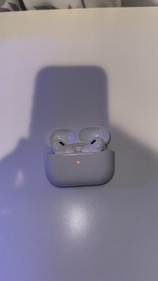 Apple AirPods Pro 2nd Generation with MagSafe Wireless Charging Case - White