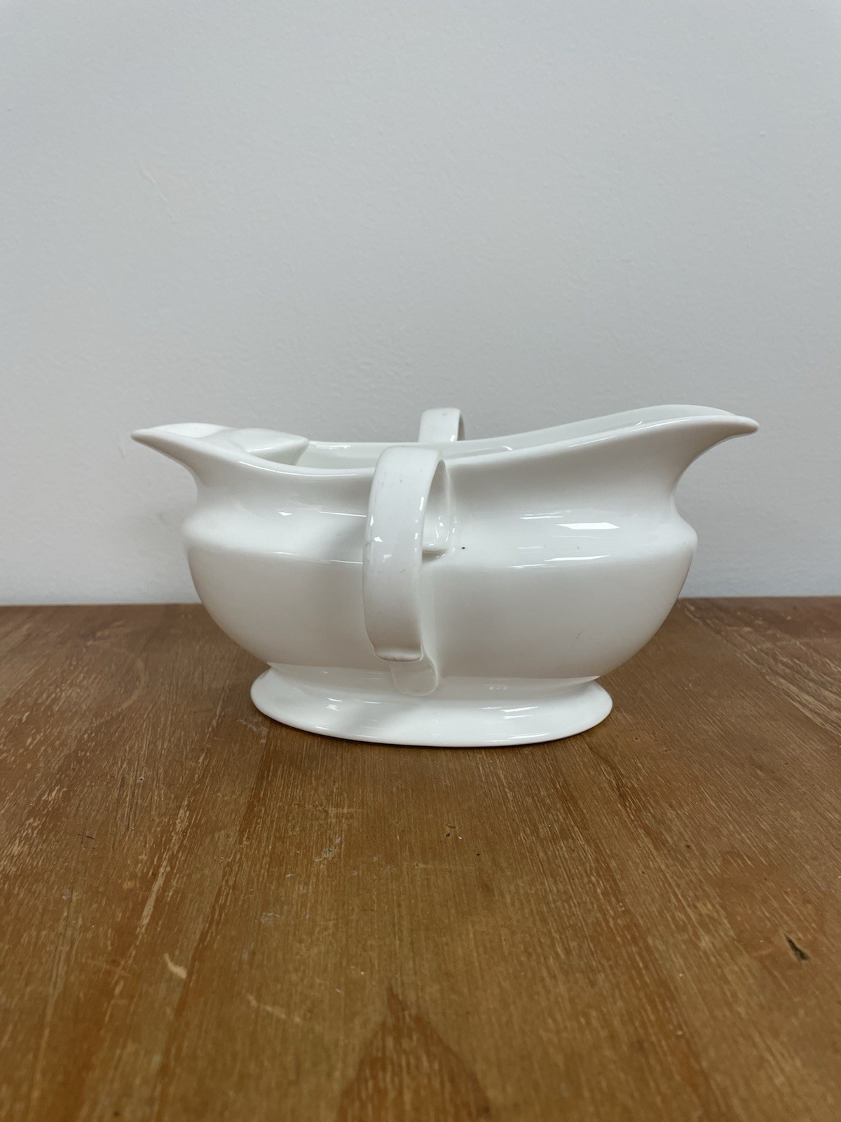 W.M. Bartleet & Sons Porcelain Two-Handle Gravy Boat & Fat Separator Jug