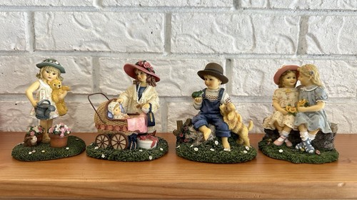 Childhood Memories By Avon Set of 4. - Picture 1 of 9