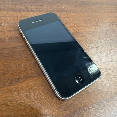 Apple IPhone 4 Smartphone Black 16GB 3.5in Touchscreen Model A1349