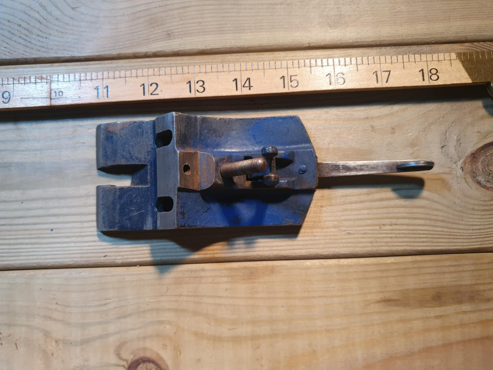 Picture 2 of 5