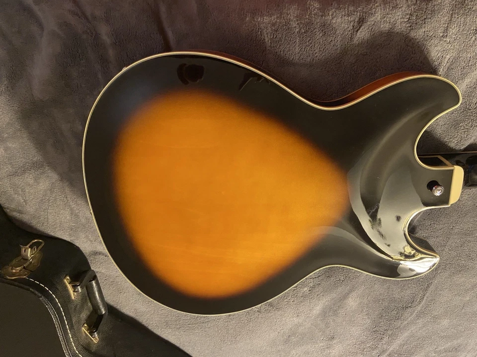Ibanez Artcore Semi-Hollow Electric Guitar SunBurst Finish, pristine condition - Image 2 of 4