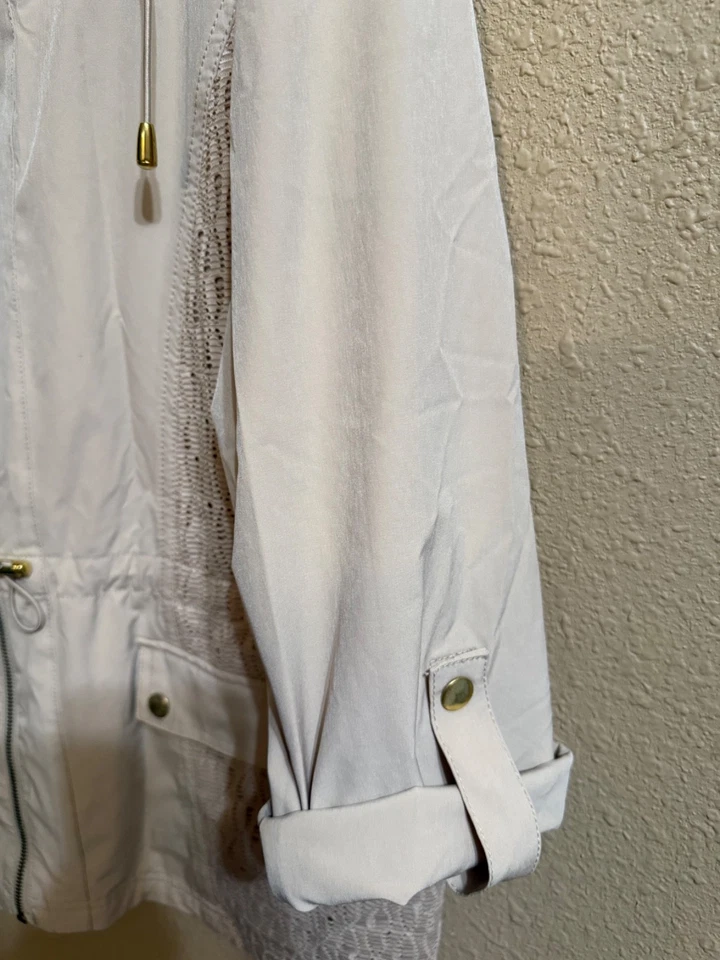 RUBY RD ZIP FRONT WINDBREAKER SZ LARGE BEIGE STRETCH LONG ROLL TAB SLEEVES - Image 4 of 4