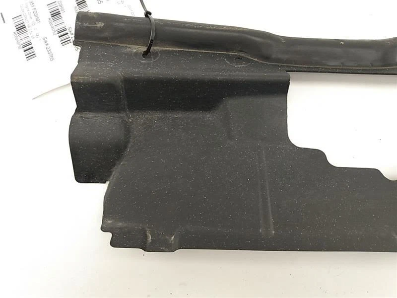 Panel de ajuste de cubierta de radiador de motor delantero Mercury Cougar 01 02 2001 2002 Foto 2 de 4