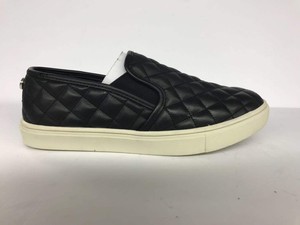 steve madden women's ecentrcq slip on sneaker