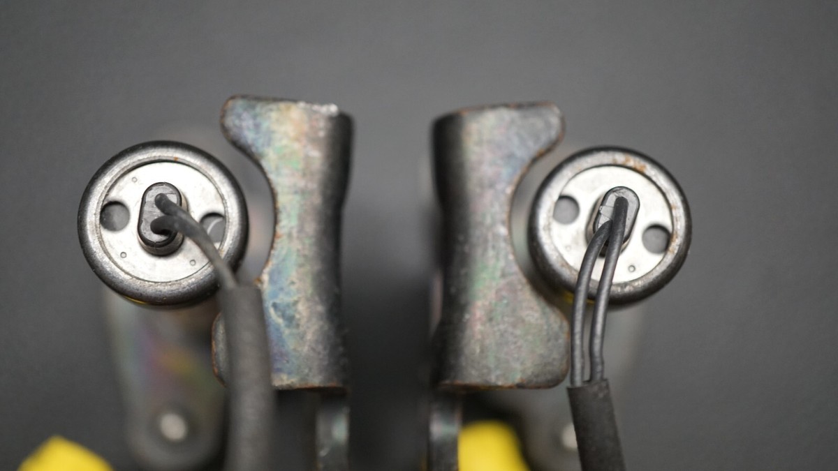 OEM BMW X5 X6 F15 F16 BONNET HINGE AIRBAG ACTUATORS LEFT RIGHT  