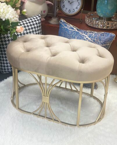 Oval vanity stool beige velvet with gold metal base - Picture 11 of 15
