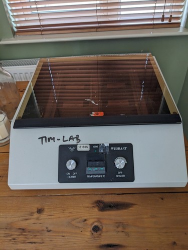 Wesbart IS89 Multi Microplate Incubator Shaker - 第 1/2 張圖片