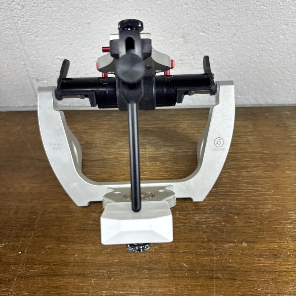 Articulador dental semi-ajustável Denar Mark 320, com arco facial e estojo - Imagem 2 de 4