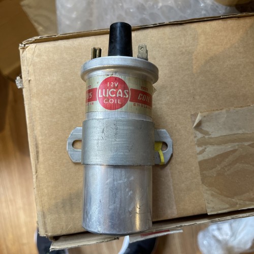 Aston Martin OEM 8007136 Manufacturer: Lucas Part: 12V OPUS ignition coil Photo - $64