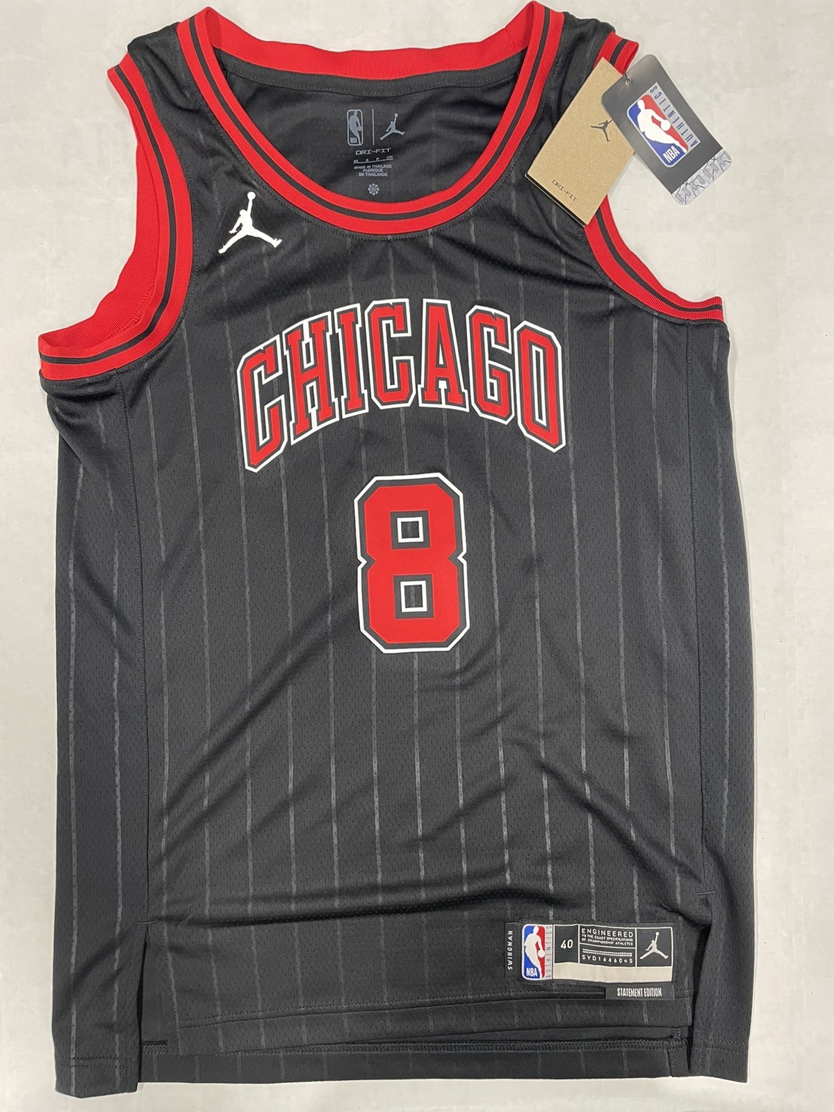 Maillot Chicago Bulls Zach LaVine #8 Nike Noir Jordan pour Homme Taille S