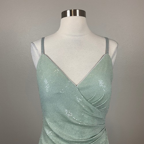 Eliza J Women's Formal Dress Size 10 Green Sequined Backless Long Evening Gown - Picture 7 of 12