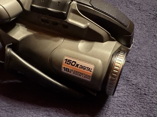 PANASONIC PALMCORDER PALMSIGHT PV-L580D UNTESTED NO CHARGER SEE PHOTOS - Picture 4 of 8