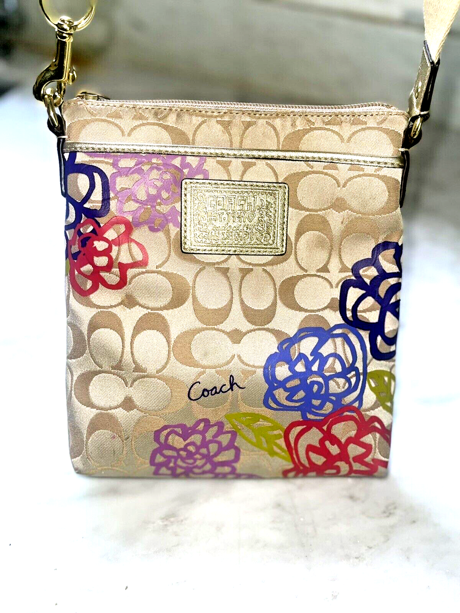🔥Coach Bags | Floral Coach Crossbody Purse color multi/Tan