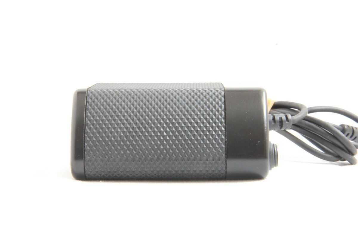 Excellent++ Pentax Remote Battery Pack for 645 645N 645NII Excellent++ Pentax Remote Battery Pack for 645 645N 645NII