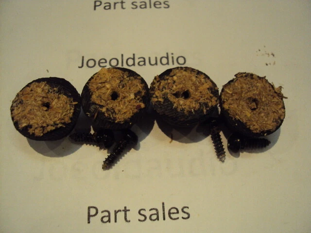 Pies de subwoofer pasivo KLH CS 2503 y tornillo de montaje. 4 piezas. Probado. Foto 3 de 3