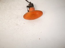 Clignotant Mazda 121