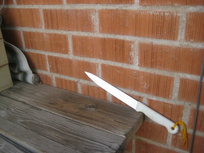1990s Vintage 7 1/2'' Blade HENCKELS *** Fine Slicing Knife White Handle GERMANY