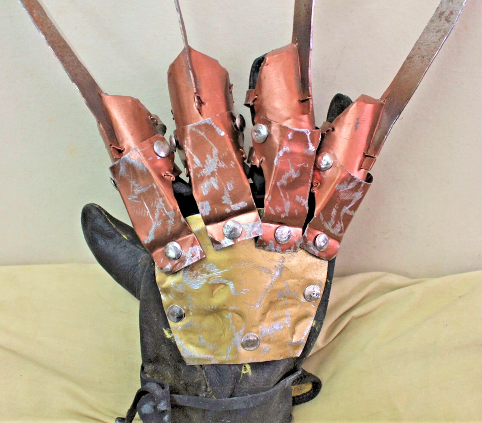 GUANTE de metal real Freddy Krueger garra Pesadilla en Elm Street utilería de cosplay Foto 3 de 4