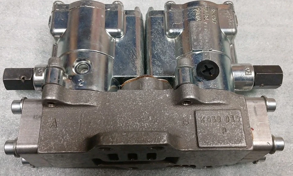 SCHRADER FOLLOWS L4152910253 VÁLVULA PNEUMÁTICA 110/220V, 50/60HZ, 12WATT, 140PSI - Imagem 3 de 3