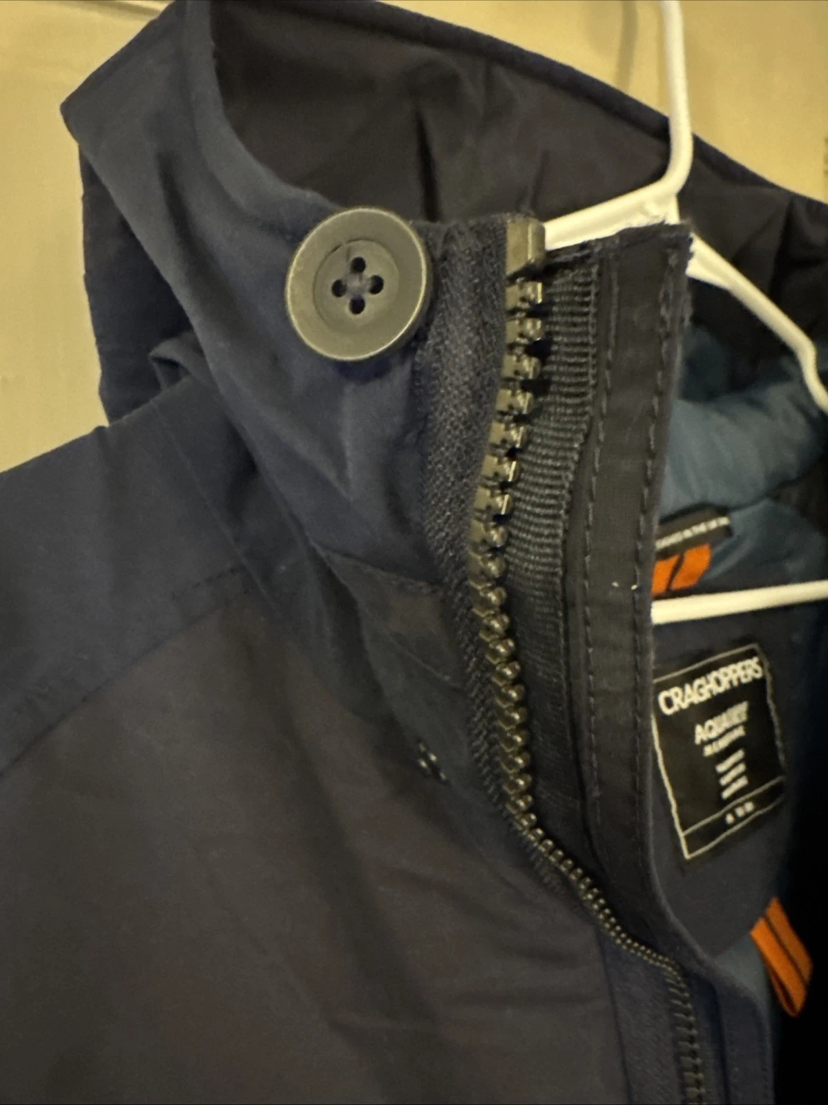 Craghoppers Mens Sinclair Waterproof Coat Hooded Full Zip @Fits Like Large - product detail image 3