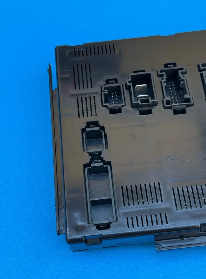 06-13 Mercedes W164 ML550 ML350 AMG Rear SAM Module Control Unit A1645401701 OEM - Image 3 of 4