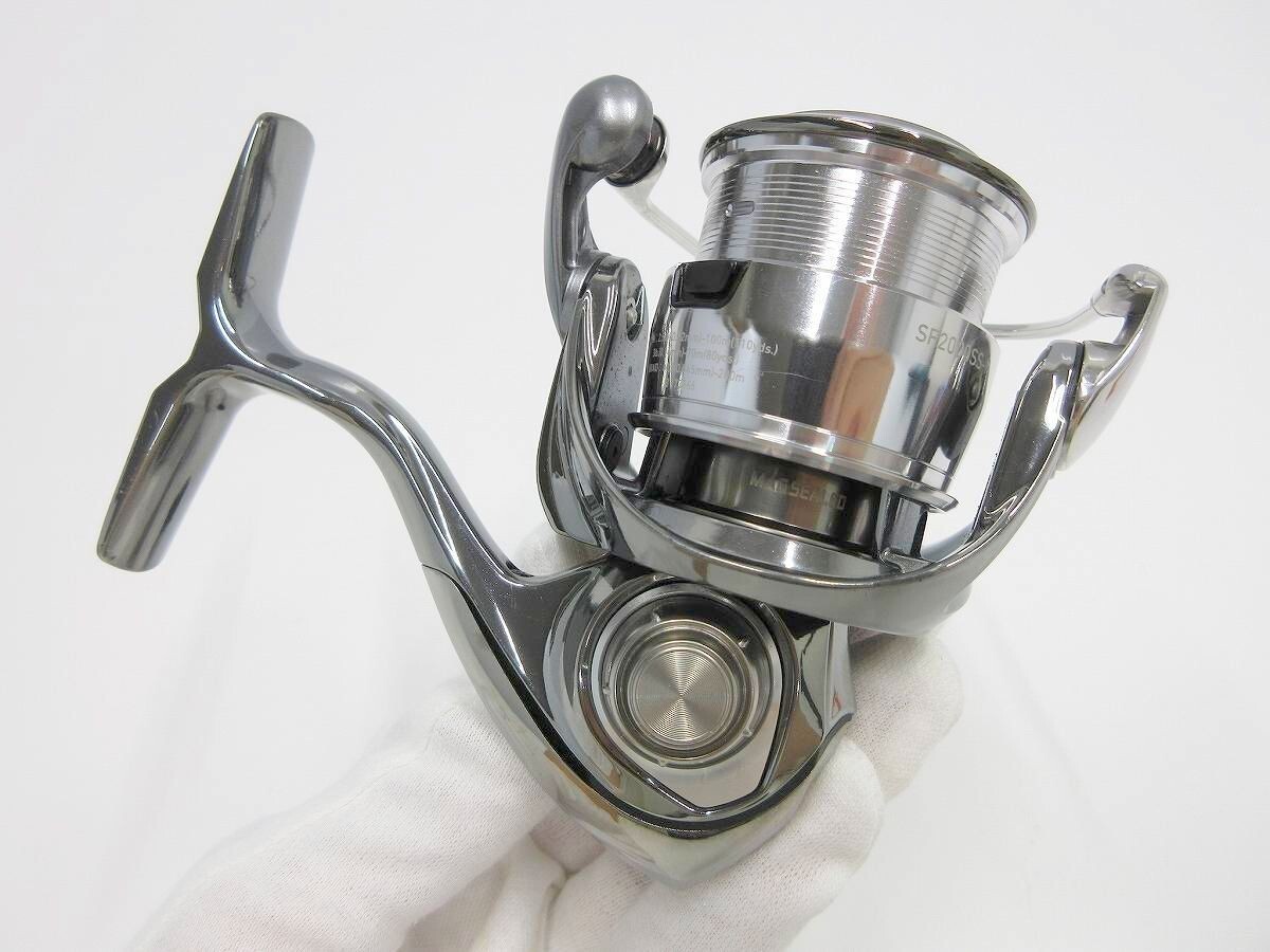 Daiwa 22 Exist SF 2000SS-P Spinning Reel Fishing /AU2625/03