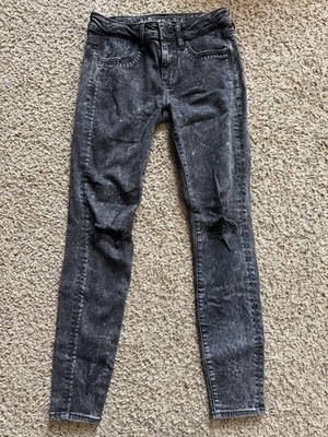 American Eagle Outfitters Women's black acid wash skinny jeans ripped knees 4