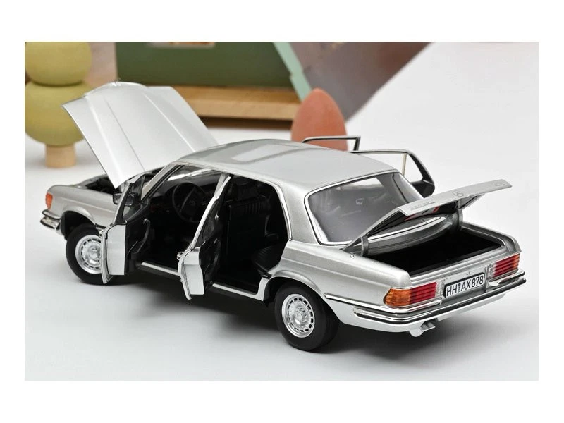 MB Mercedes Benz 450 SEL 6.9 - 1976 - silver - Norev 1:18 - Immagine 4 di 4