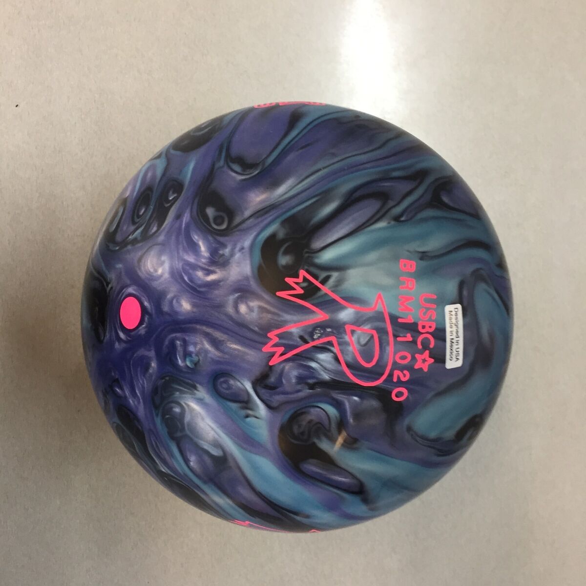 Radical Outer Limits Hybrid 1ST QUALITY Bowling Ball 16 lb Radical Outer Limits Hybrid 1ST QUALITY Bowling Ball 16 lb