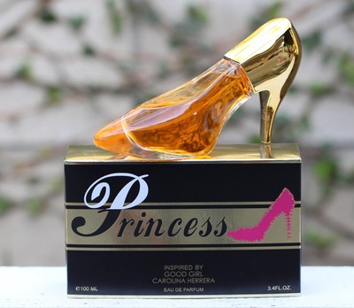 carolina herrera black shoe perfume