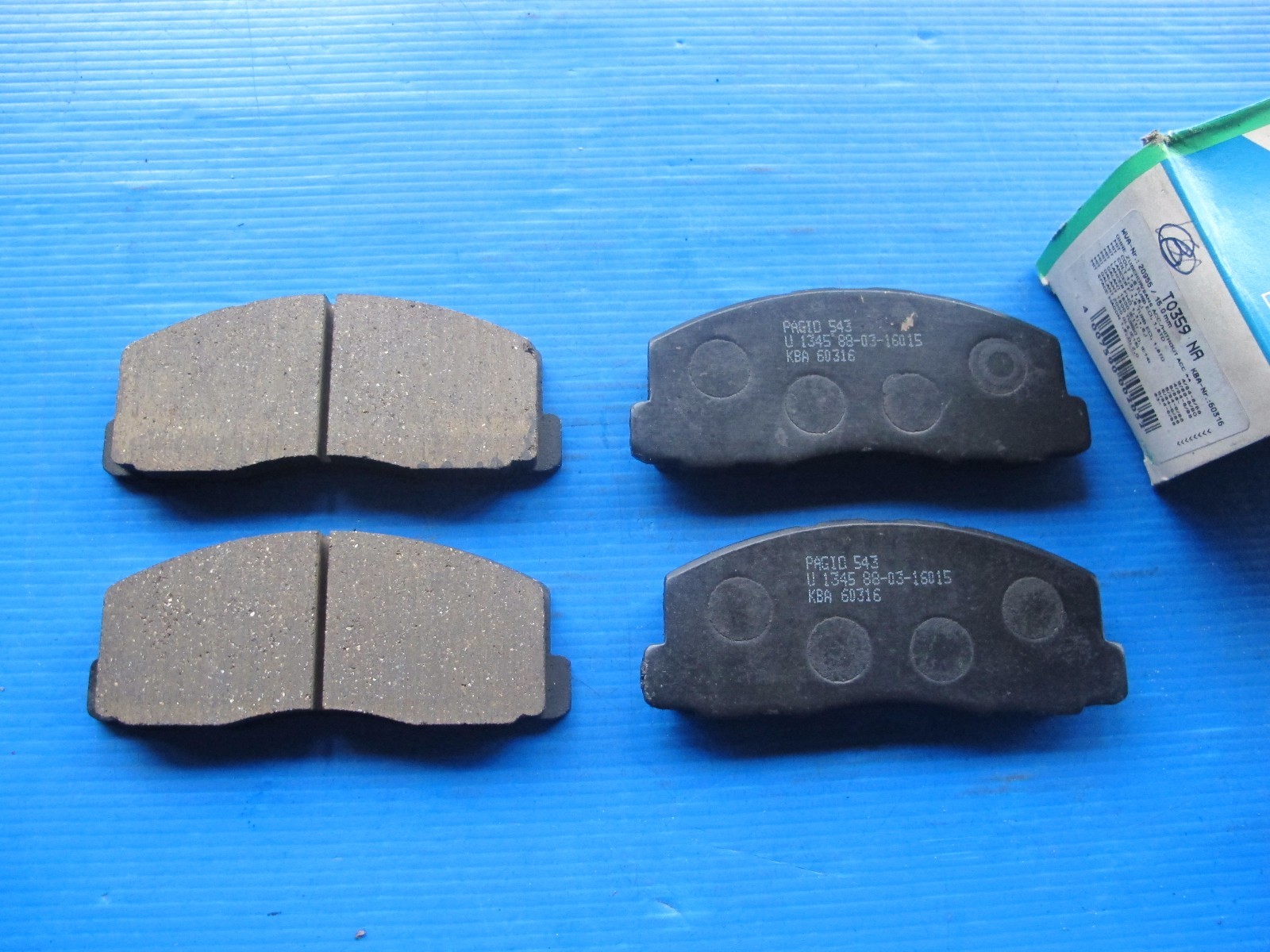 Plaquettes de freins avant Pagid contre les sifflements sur Lancer