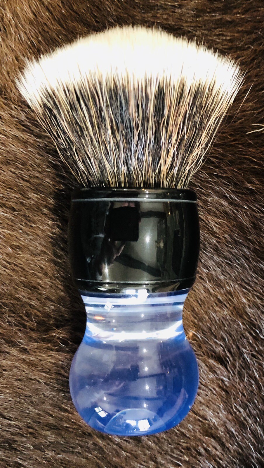 AP SHAVE CO 28MM (SCRATCH & DENT) BLACK/CLEAR/G5C SYNTH. FAN SHAVE