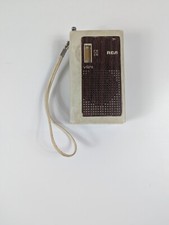 Vintage RCA Vibra RVM 640Y Handheld AM/FM Radio in Snow/Rosewood Grain Works