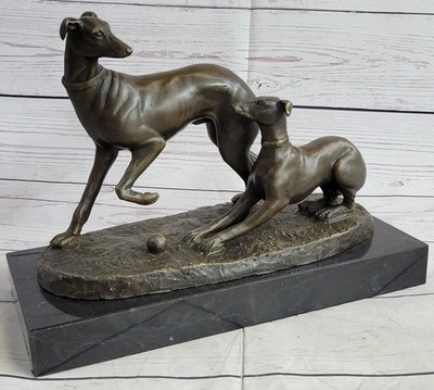 19C Französische Tierfigur Bronze Hund Skulptur Whippet Greyhound